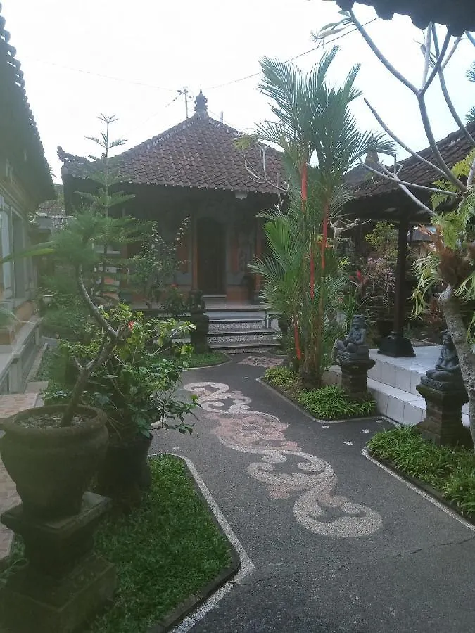 Dewi Antara Homestay Ubud  Ubud (Bali)